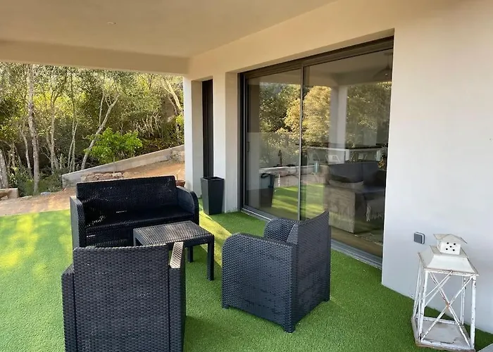 T2 Tres Bien Equipe Vue Et Au Calme Apartment